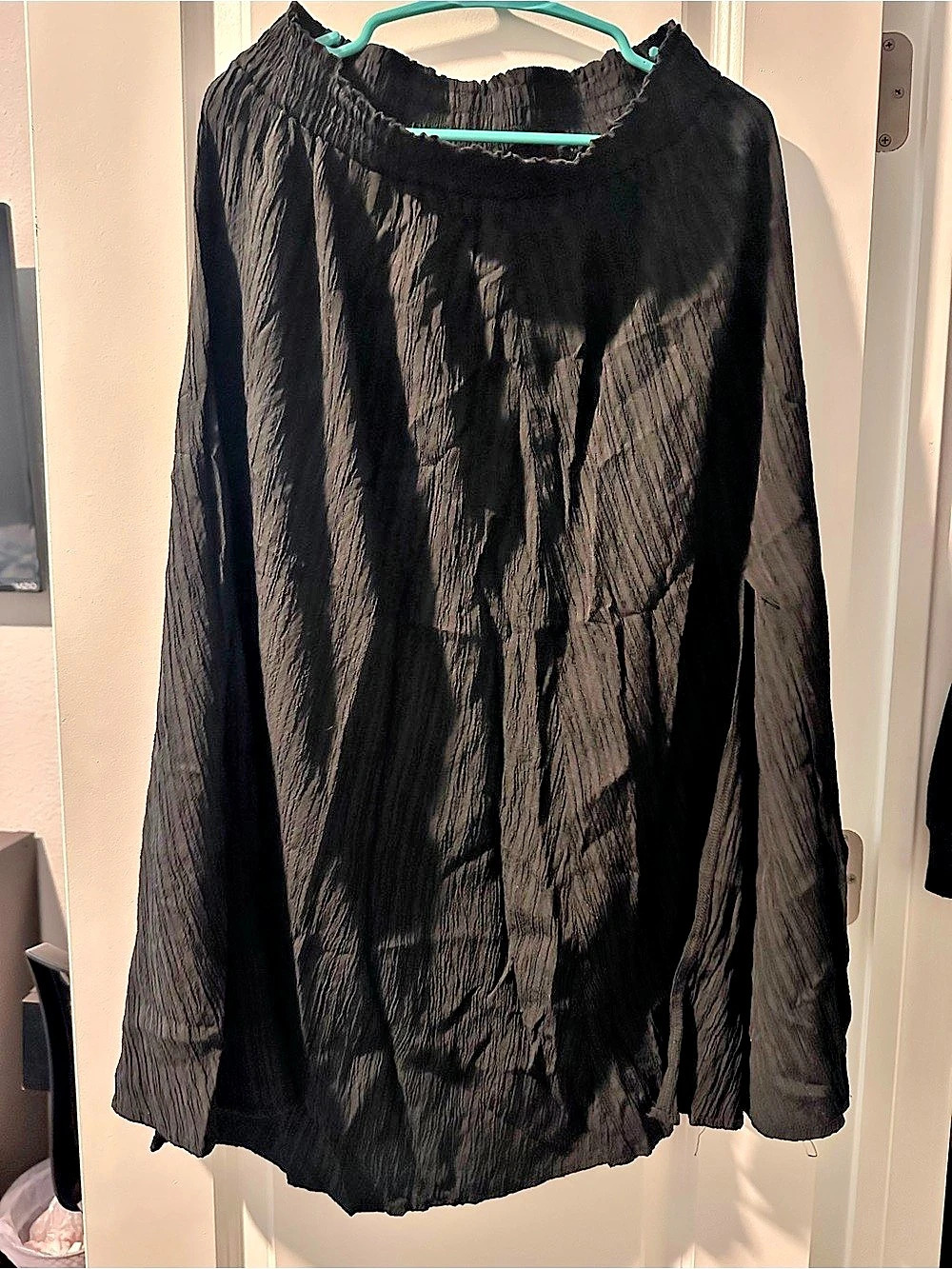 Black maxi skirt Like New